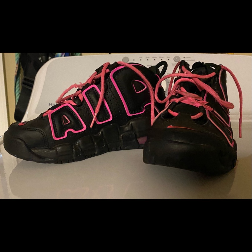 Nike Air 5 black and pink. Worn twice only!